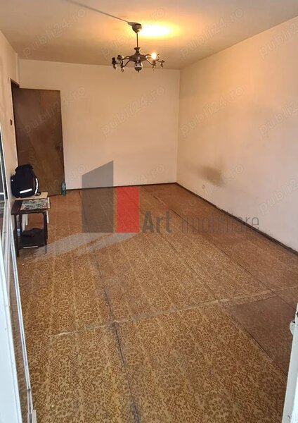 APARTAMENT 3 CAMERE LACUL TEI